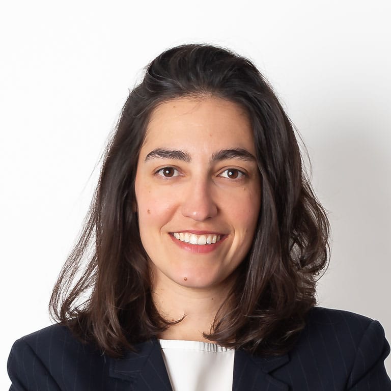 Portraint de Maître Laura Temin